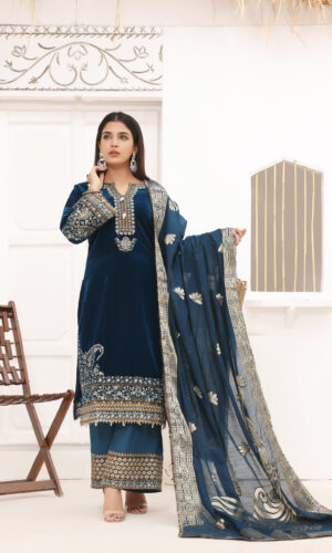 Hadiaeman Embroidered Velvet Collection 23′