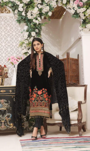 Hadiaeman Embroidered Velvet Collection 23′